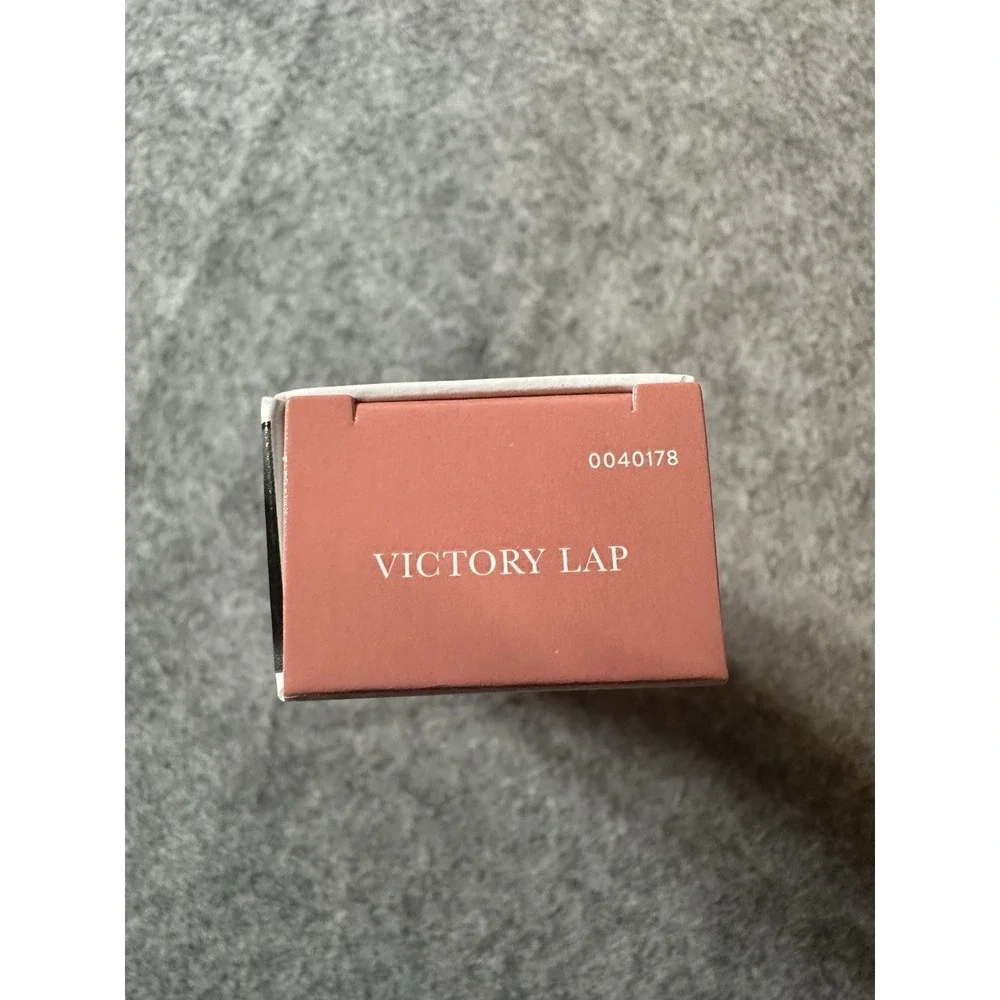LAURA GELLER TREAT-N-GO TINTED LIP OIL VICTORY LAP 0.13oz / 3.8ml TINT & TREAT